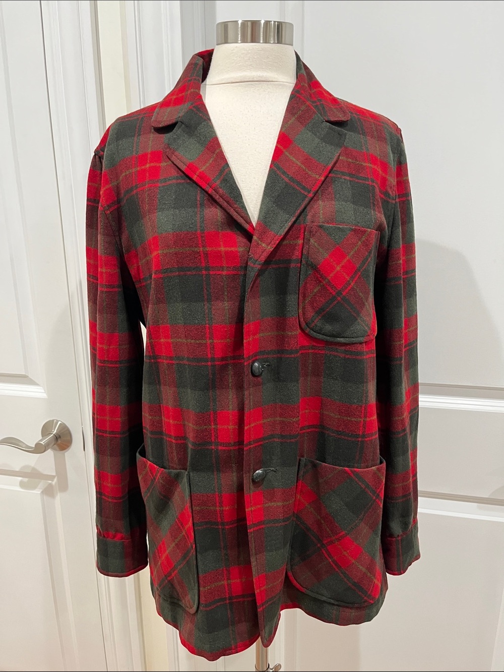 Pendleton Woolen Mills 100% Pure Wool Plaid Blazer Red Green Size Small